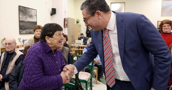 1.100'den Fazla Emekliye Evde Bakıcı Desteği İçin Mali Yardım Artışı