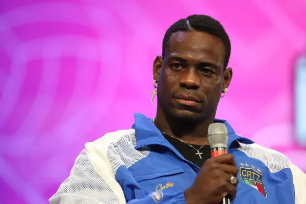 Mario Balotelli resmen Al-Ettifaq'a transfer oldu