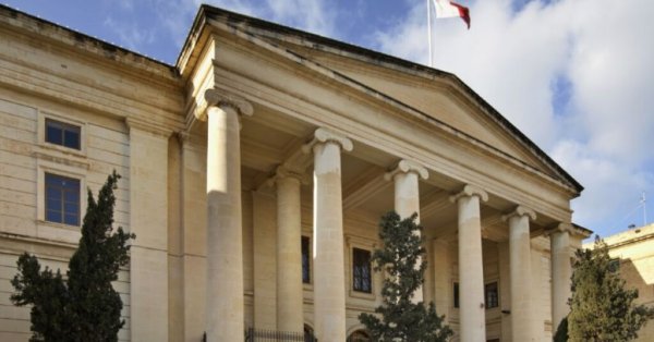 Yasadaki Boşluk Nedeniyle Mahkeme, Tecavüz Davasından Kaçan Sanığı Tekrar Tutuklayamıyor