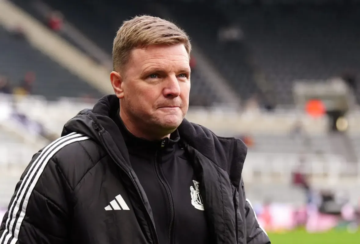 Newcastle Teknik Direktörü Eddie Howe, Manchester United'ın Teklifini Reddetti: "Burada Çok Mutluyum"
