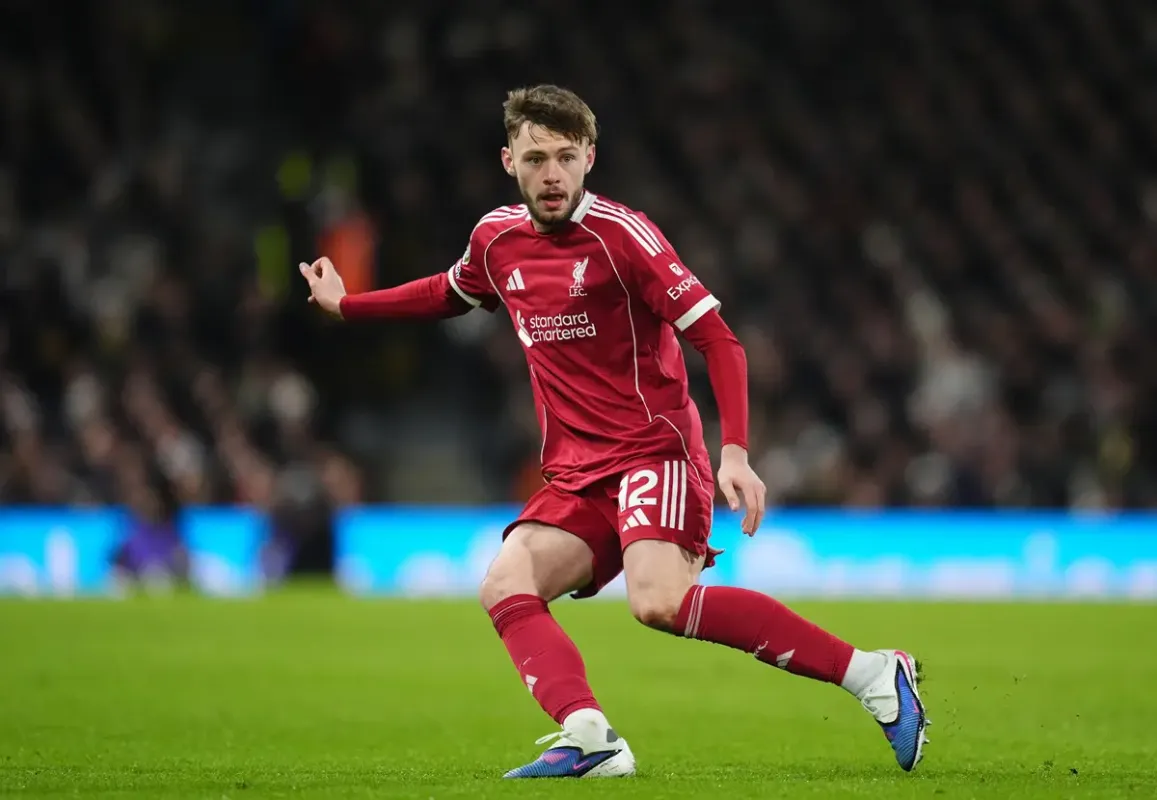 Liverpool'da Bradley diz sakatlığı nedeniyle sezonu kapattı