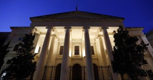 Eski sevgilisini taciz eden adama ertelemeli hapis cezası verildi