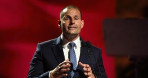 Savaşlar Sürerken Abela Tarafsızlığı Savundu, Yakıt Zamlarına Karşı Destek Sözü Verdi