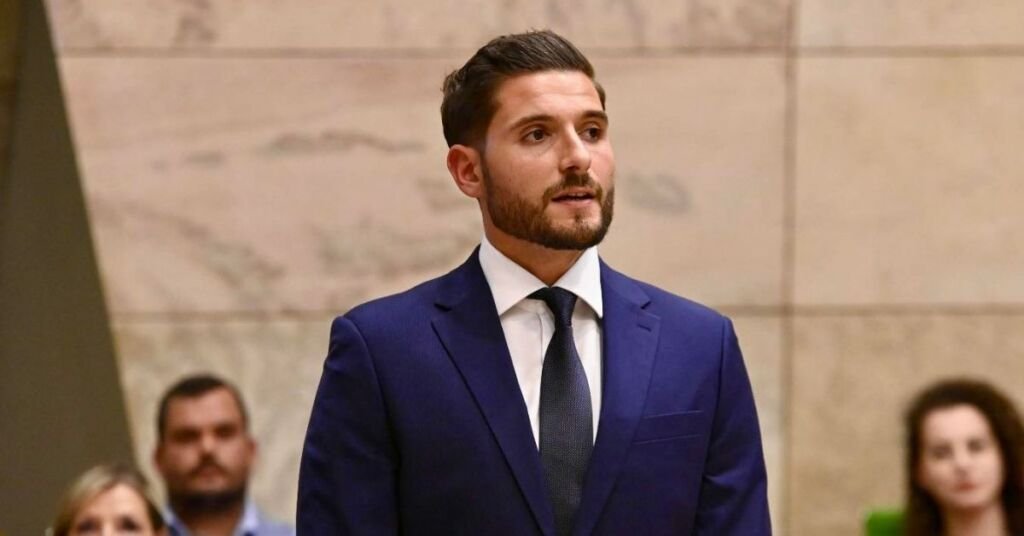 Alex Borg, Kürtaj Yasağını Korurken Cezaların Hafifletilmesinden Yana