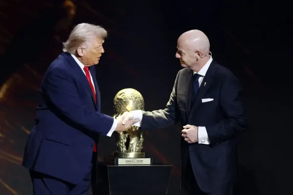 Infantino: "Trump, İran'ın Dünya Kupası'na katılacağına dair bana güvence verdi"