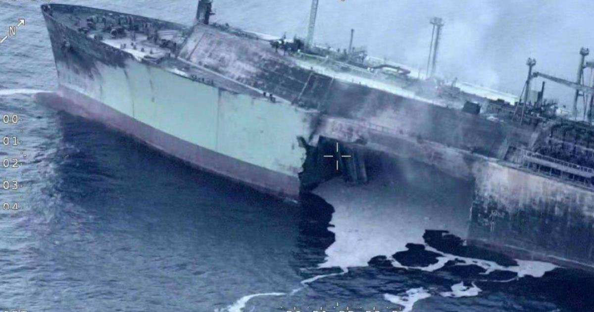 Rus tankeri Libya'ya doğru sürüklenmeye devam ediyor