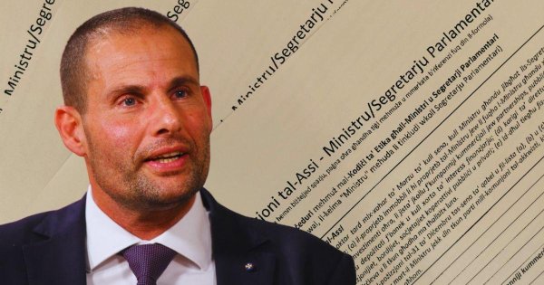 Hükümet bakanların mal beyannamelerini resmen kaldırmak için harekete geçti