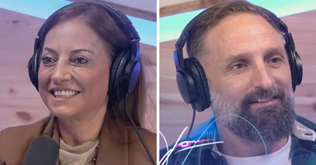 Angie Laus, Jon Mallia Podcast'inde Geçmişte Yaşadığı Zorlukları Anlattı