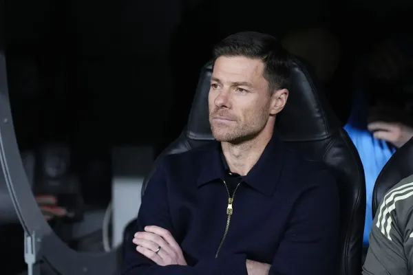 Üç büyük kulüp Xabi Alonso'nun peşinde