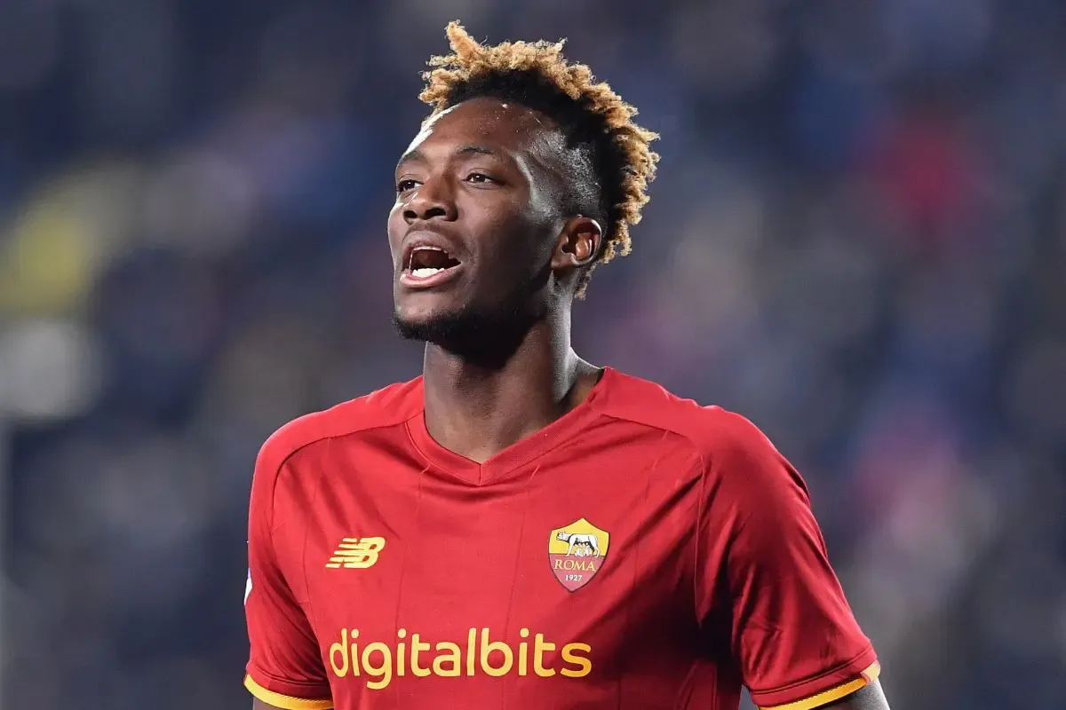 Eski Roma ve Milan golcüsü Tammy Abraham, Aston Villa'ya transfer oluyor