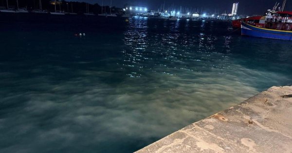 Sliema'da İnşaat Atıkları Kanalizasyonu Tıkadı, Denize Lağım Suyu Aktı