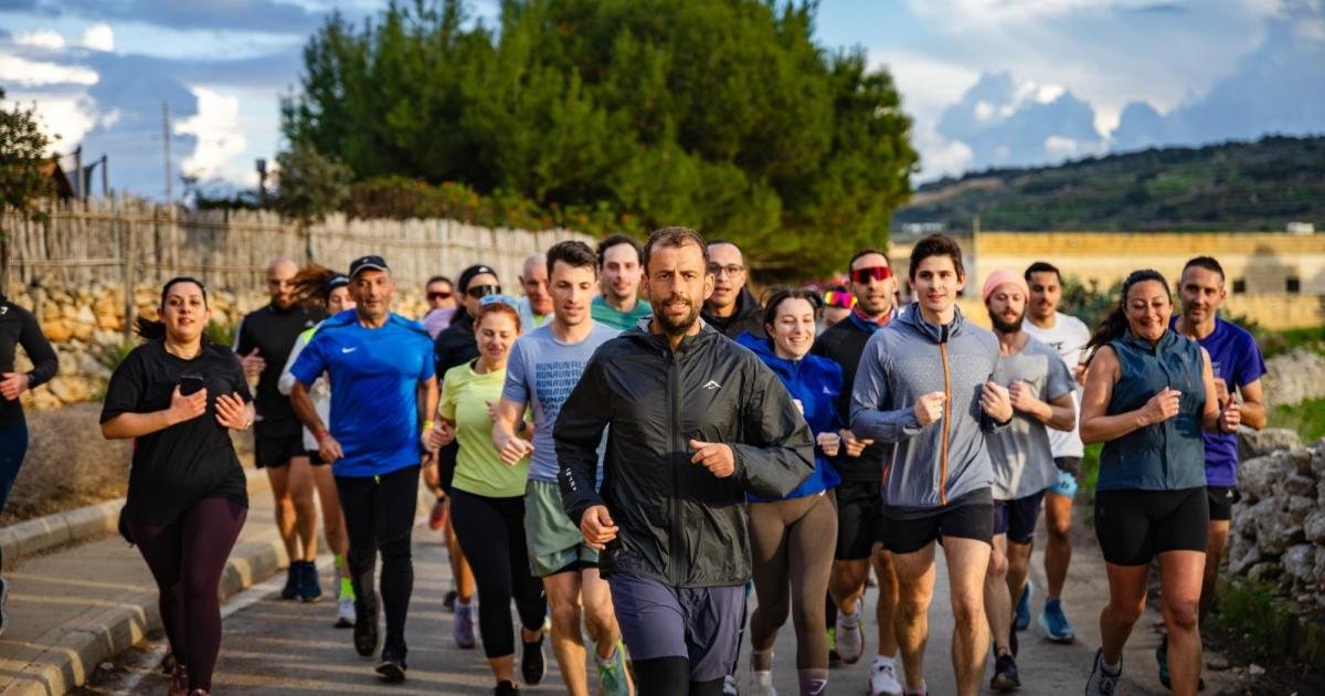 Ultra maratoncu YMCA yararına yarın Londra-Malta koşusuna başlayacak