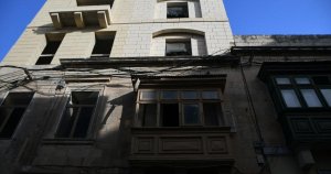 Hükümet, Usulsüz Noterlerin Suistimallerinin Ardından Emlak Vergisi Ödeme Sistemini Değiştiriyor