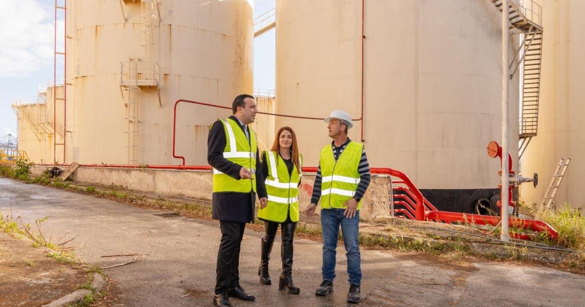 Hükümet Soruyor: Qajjenza'daki Eski Petrol Depolama Tesisi Ne İçin Kullanılmalı?