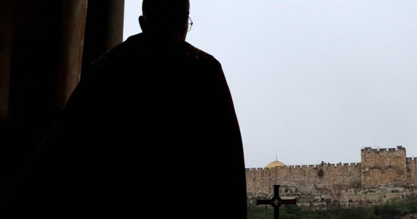 İsrail, Kardinal Pizzaballa'nın Palmiye Pazarı'nda Kutsal Kabir Kilisesi'ne Girişini Engelledi