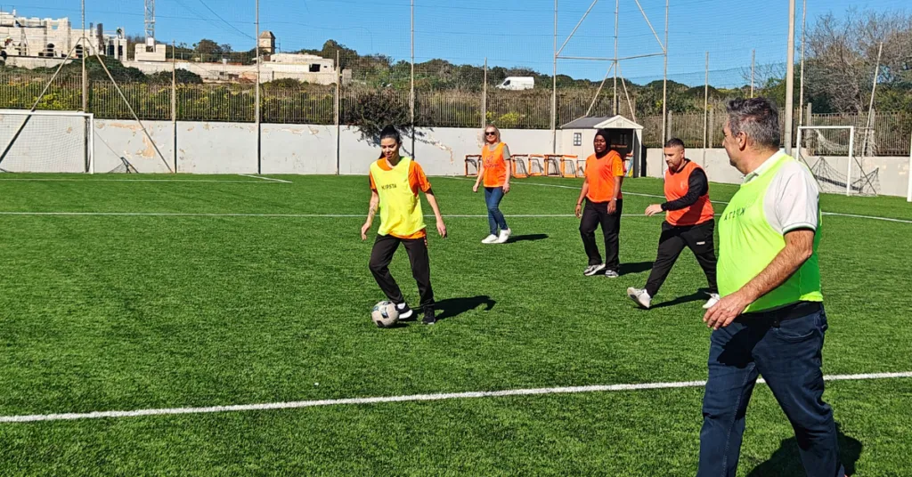 Malta'da 50 Yaş Üstü ve Dezavantajlı Yetişkinler İçin Yürüyüş Futbolu Açık Günü Düzenleniyor
