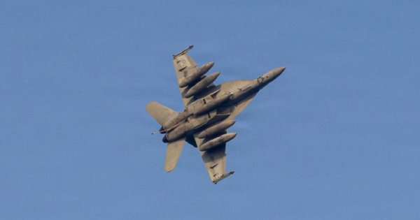 Trump, İran'ın en büyük gaz sahasını yok etmekle tehdit etti