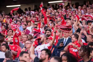 UEFA, Real Madrid maçındaki ırkçı olayların ardından Benfica'ya ceza verdi