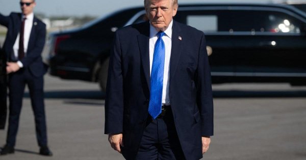 Trump İran'a Barış Planı Gönderdi, İran 'Düşman Olmayan' Petrol Gemilerine Boğazı Açtı