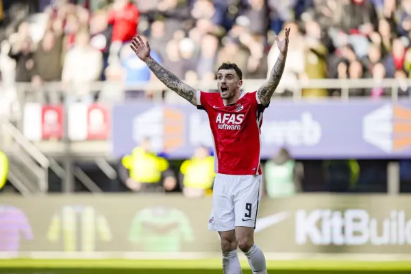 AC Milan, AZ Alkmaar'dan Troy Parrott ile ilgileniyor