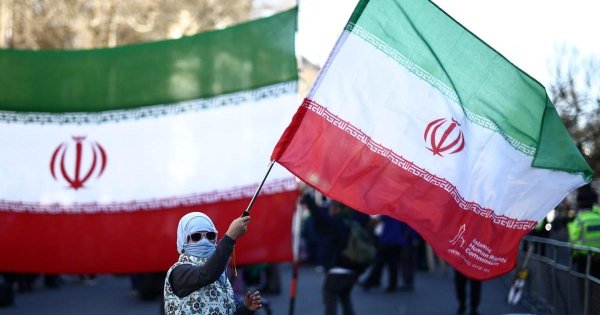 İran Diego Garcia üssünü 'başarısız şekilde' hedef aldı