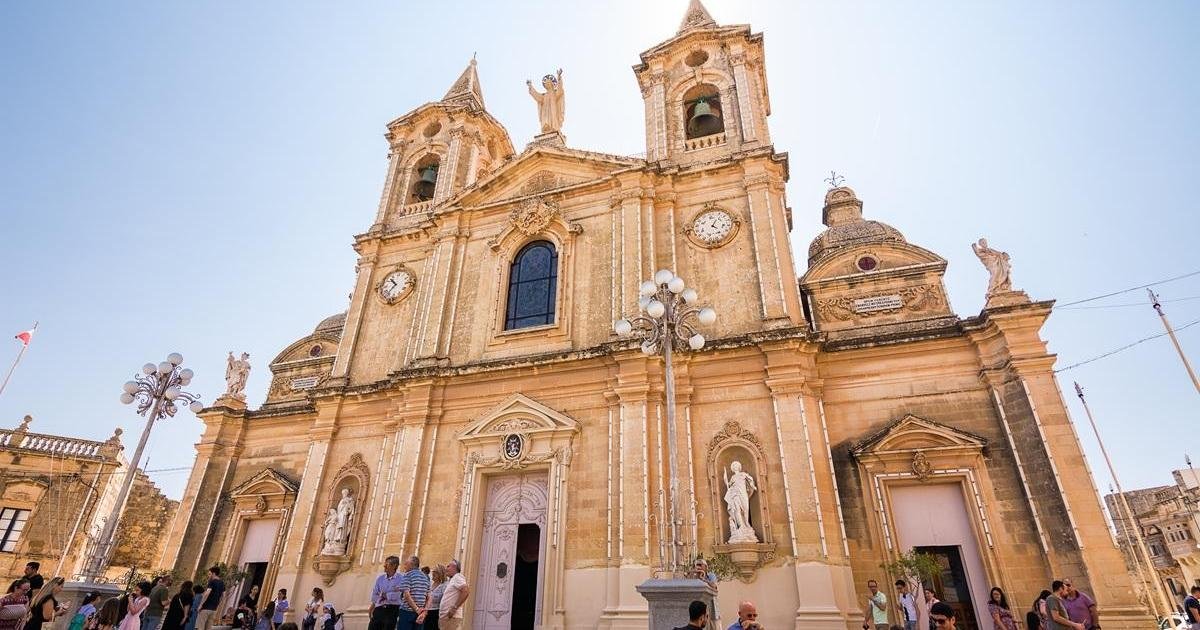 Görev Dışı Polis Memuru Kilise Hırsızlığı Şüphelisini Yakaladı