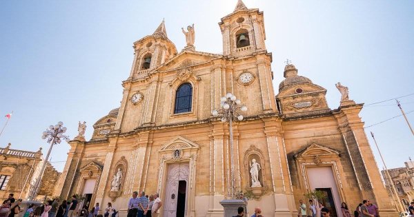 Görev Dışı Polis Memuru Kilise Hırsızlığı Şüphelisini Yakaladı