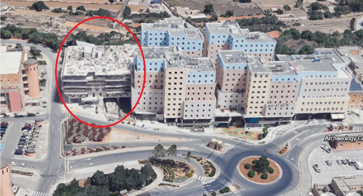 Sağlık Bakanı kutlama partisi düzenliyor, yeni tıp fakültesi projesi askıda kalmaya devam ediyor