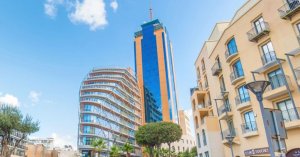 St Julian's'taki Portomaso Casino'da Çıkan Yangın Söndürüldü