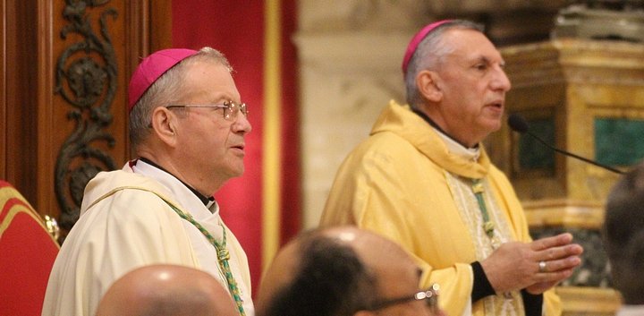 Gozo Katedrali'nde Kutsal Yağların Kutsanması ve Rahiplerin Yemin Yenilemesi
