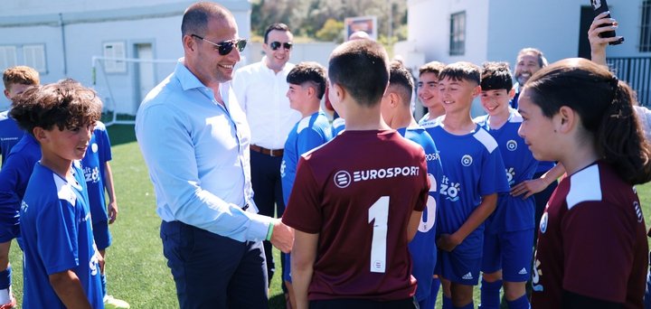 Başbakan Abela Gozo Futbol Federasyonu'nu Ziyaret Etti