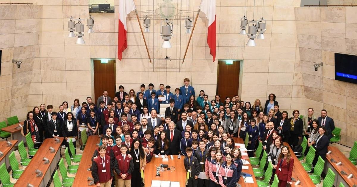 Meclis Başkanı Farrugia kamusal yaşamda 'hakikat, barış ve sorumluluk' çağrısında bulundu