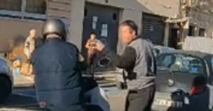 Ħamrun'da Sabah Saatlerinde Yaşanan Trafik Kavgası Araç Kamerasına Yansıdı