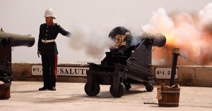 Valletta'daki Selamlama Bataryası Top Ateşleyecek Personel Arıyor