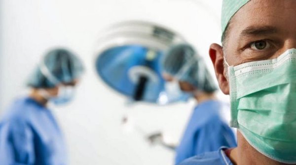 Akademisyenler ve Kıdemli Klinisyenler Tıbbi Direktifler Tasarısına Sağlık Vekâleti Eklenmesini İstedi