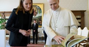 Metsola Papa Leo'ya Destek Verdi ve Onu AP Genel Kurulu'na Davet Etti