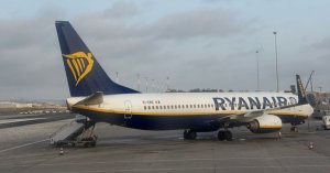 Ryanair, Havalimanı Gecikmelerini Gerekçe Göstererek Malta'daki Uçuş Kapasitesini Azaltmakla Tehdit Etti