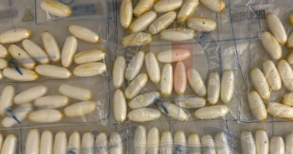 Midesinde 1 Kilo Kokainle Malta'ya Giren Adama 8 Yıl Hapis Cezası