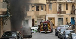 Msida'da Garaj Yangını: 35 Yaşındaki Adam Hayatını Kaybetme Riskiyle Karşı Karşıya