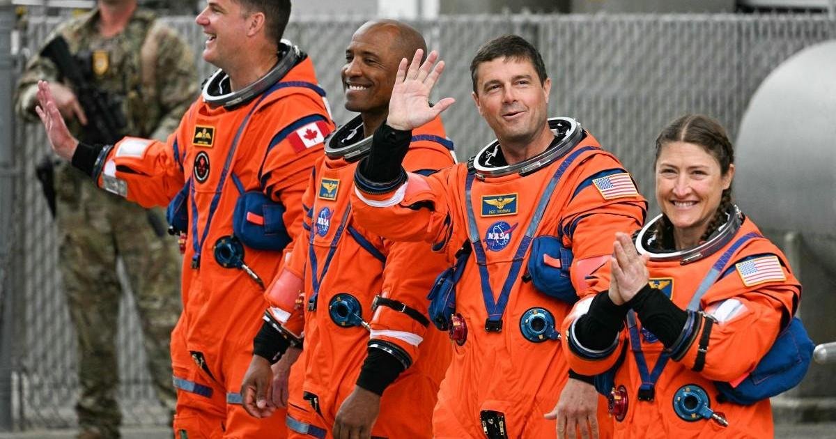 NASA'nın Artemis 2 Ay Görevi Fırlatma İçin Geri Sayıma Geçti