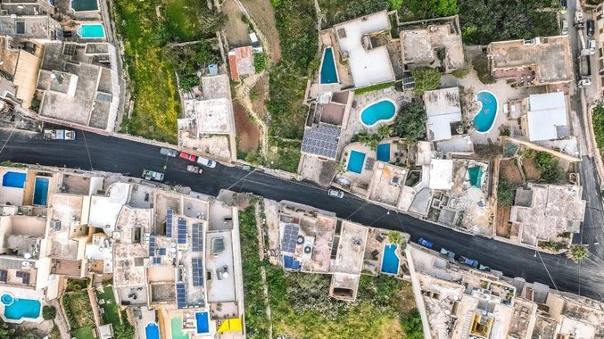 Xagħra'da Triq Għajn Qamar Yol Çalışması Tamamlandı