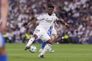 Manchester United Orta Saha İçin Tchouaméni'yi Hedefliyor