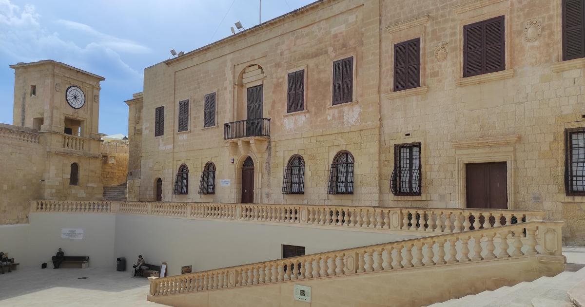 Mahkeme, 68 yaşındaki adamın meşru müdafaa ile iki el ateş ettiğine hükmetti