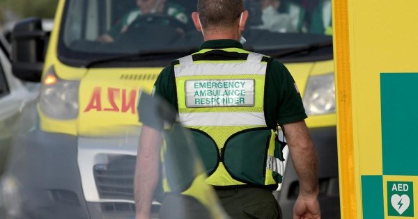 Nadur'da Motosiklet Kazası: 58 Yaşındaki Sürücü Ağır Yaralandı