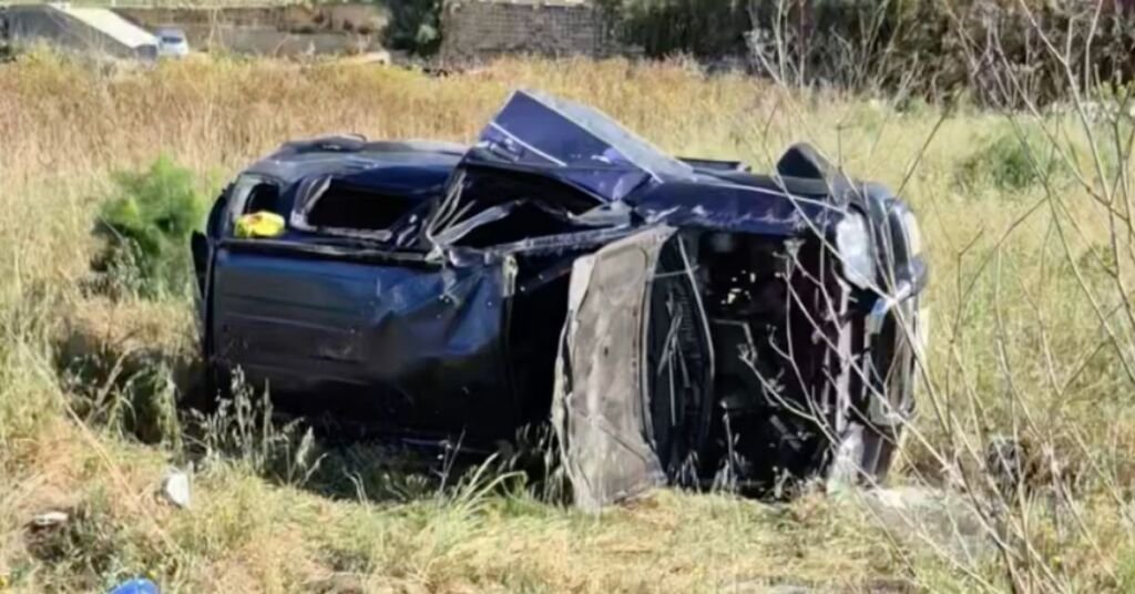 Xewkija'da Otomobil Tarlaya Yuvarlandı: 64 Yaşındaki Sürücü Hastaneye Kaldırıldı