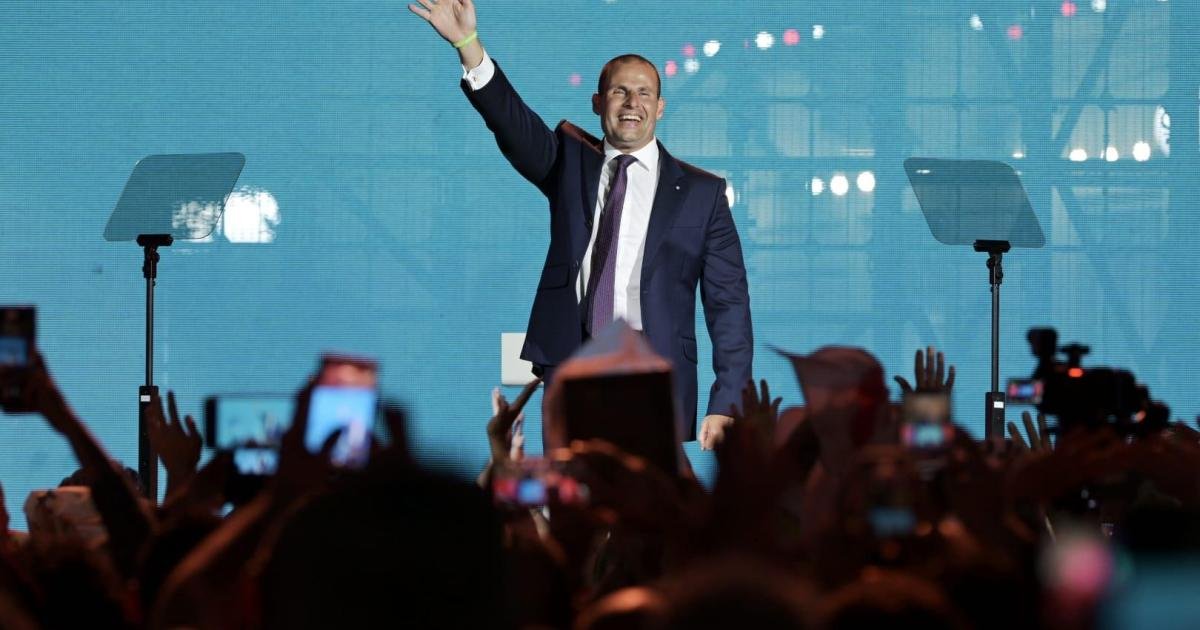 Abela, İşçi Partisi'nin Żejtun'daki Açılış Mitinginde Seçim Vizyonunu Açıkladı
