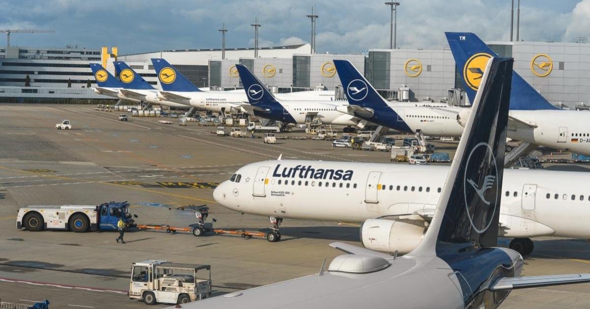 Lufthansa yakıt fiyatları nedeniyle 20.000 uçuşu iptal etti