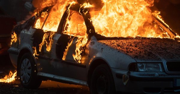 Komşusunun Evini Ateşe Veren Adama 30 Ay Hapis Cezası