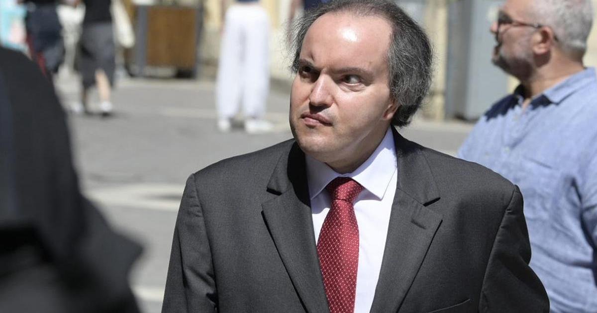 Vitals hastane skandalında yargılanan denetçi görevinden çekildi