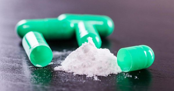 Brüksel'den Malta'ya Uçan Uyuşturucu Kuryesine 6 Yıl Hapis ve 20.000 Euro Para Cezası